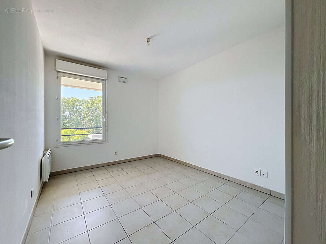 Dpe a - t3 dernier étage - double box de 39m² - photo 8