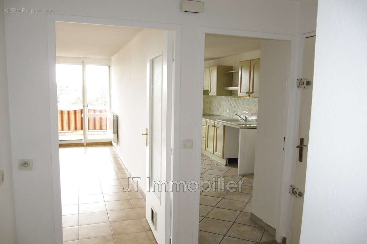 Appartement à VILLENEUVE-LOUBET