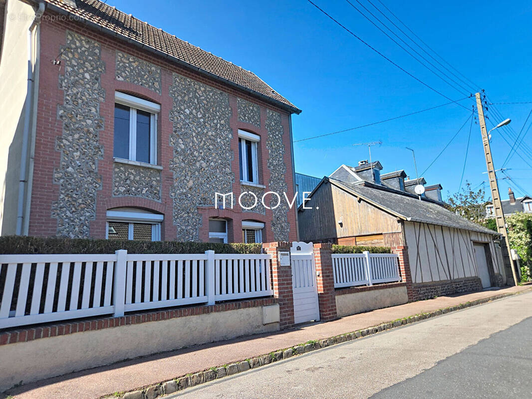 Maison à LE PETIT-QUEVILLY