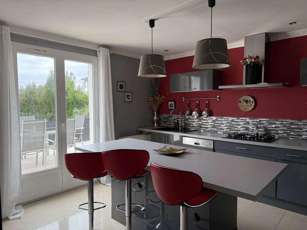 Maison à PONT-DU-CHATEAU