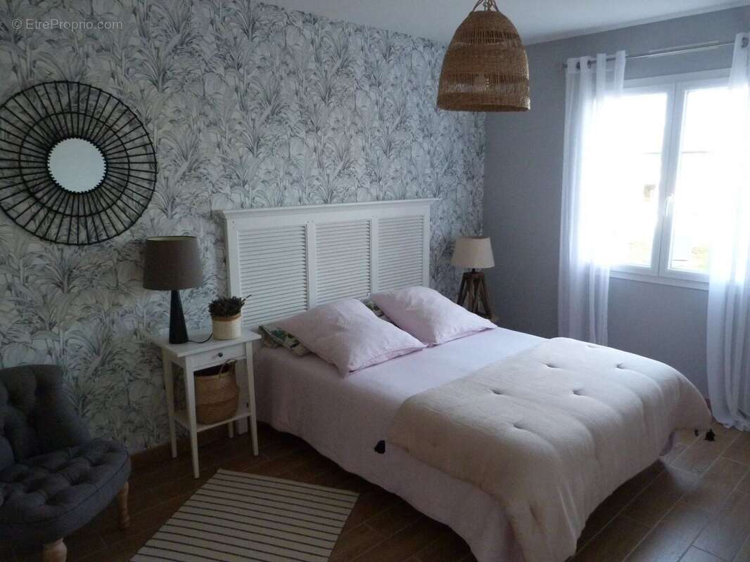 Maison à MEHUN-SUR-YEVRE