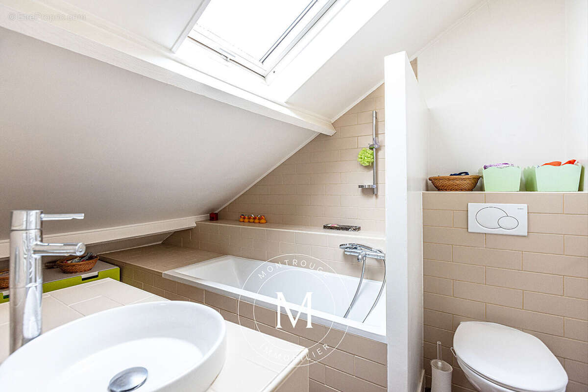 Appartement à MONTROUGE