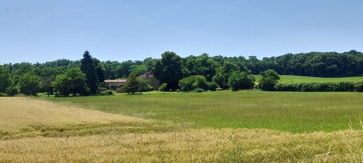 Maison à SAINT-PRIVAT-DES-PRES