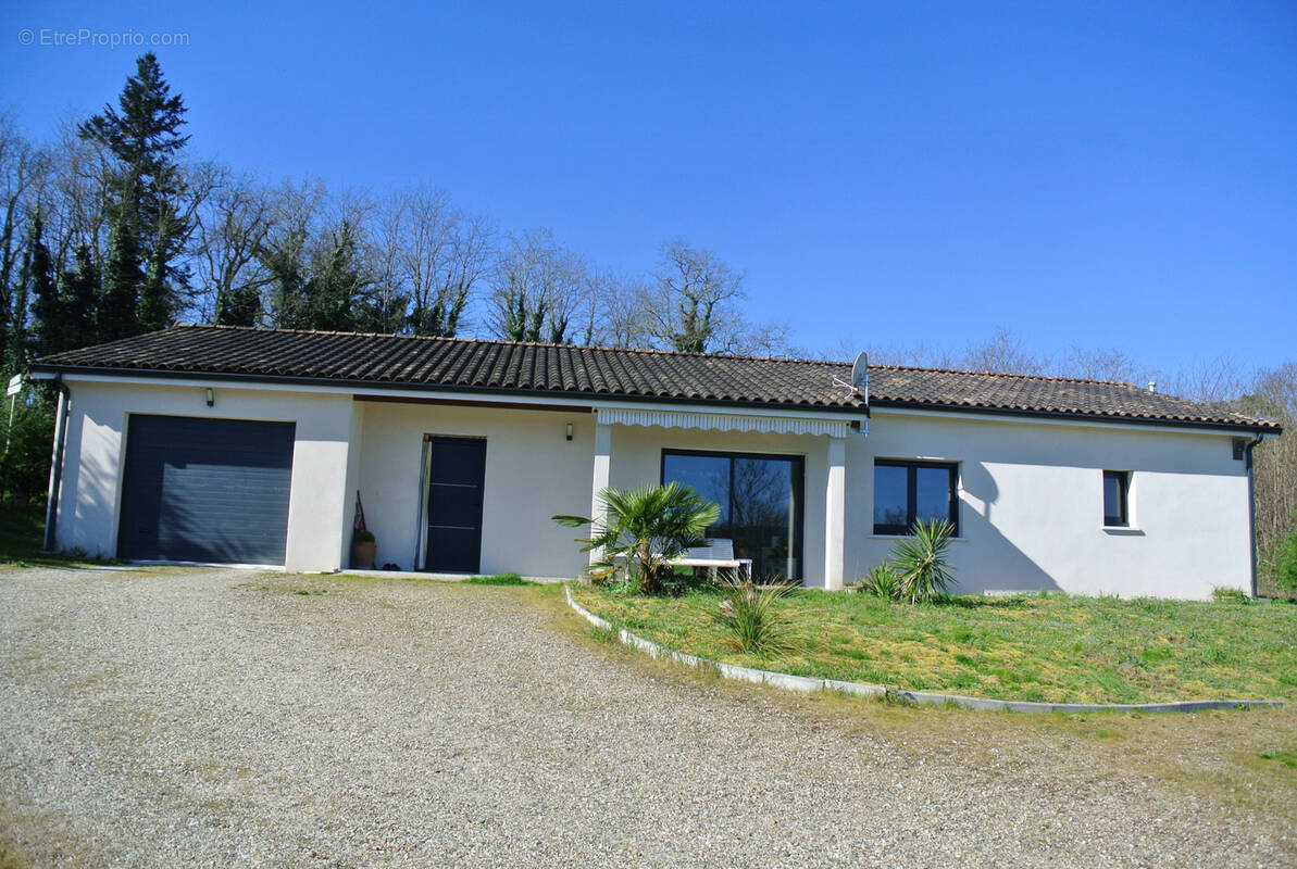 Maison à CASTELJALOUX