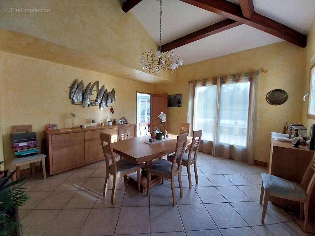 Maison à VOUNEUIL-SOUS-BIARD