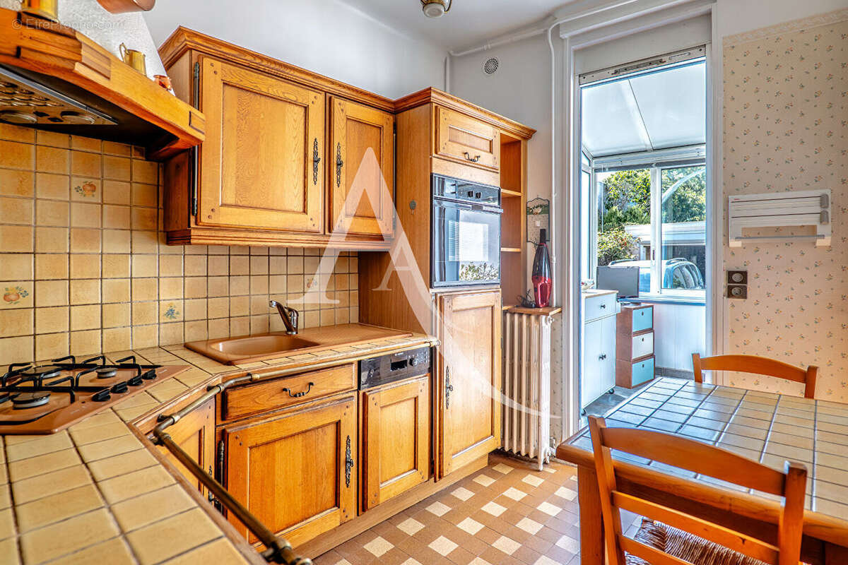 Maison à LIMEIL-BREVANNES