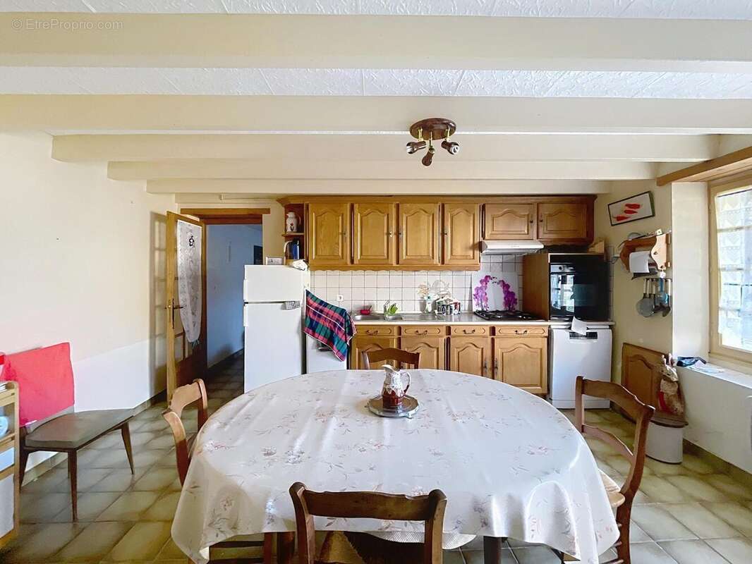 Photo 2 - Maison à CELLEFROUIN