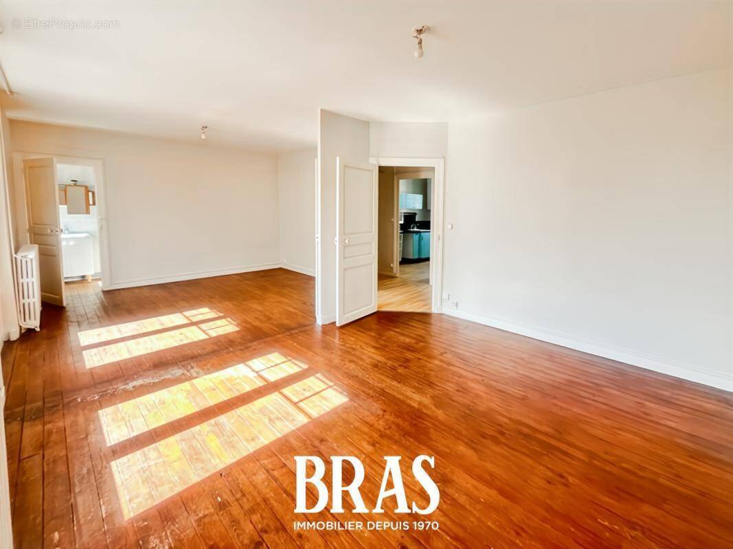 Appartement à LE POULIGUEN