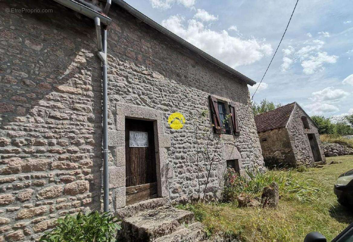 Maison à HURIEL
