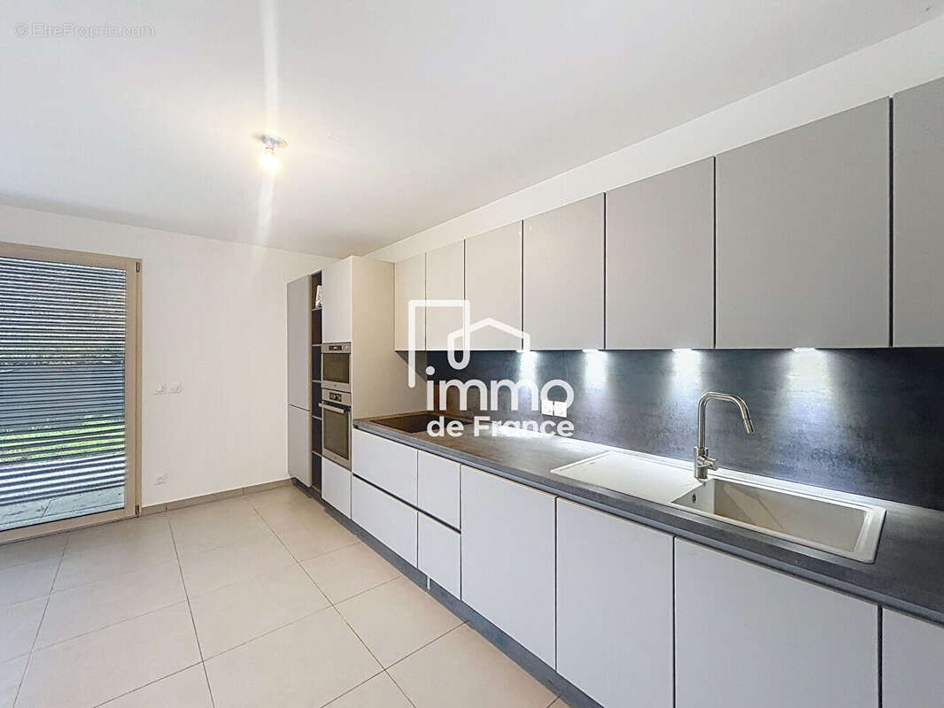 Appartement à FERNEY-VOLTAIRE