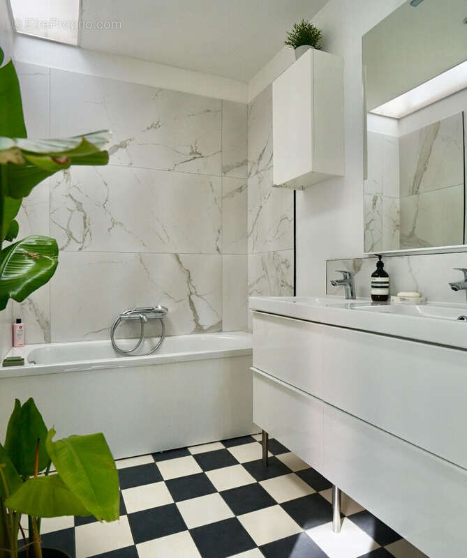 Maison à LA MADELEINE