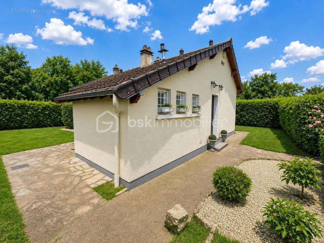 Plain pied moderne non mitoyen 2 chambres garage terrain 400m² - photo 14