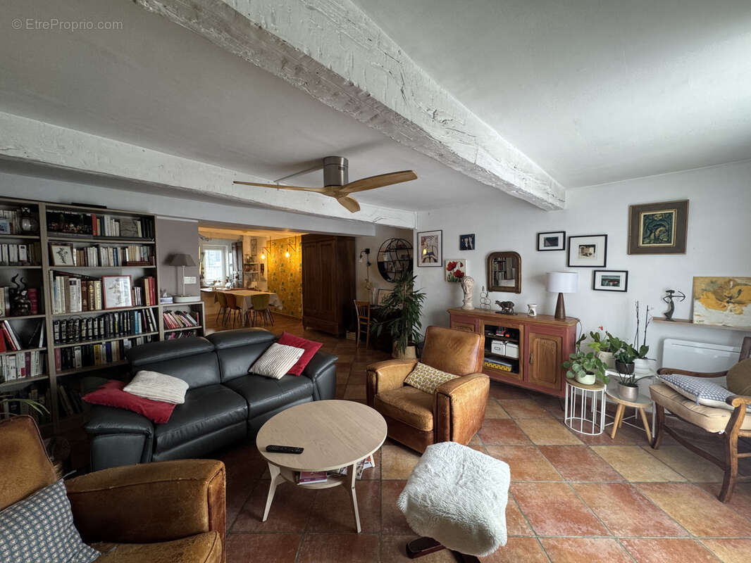 Maison à COURSAN
