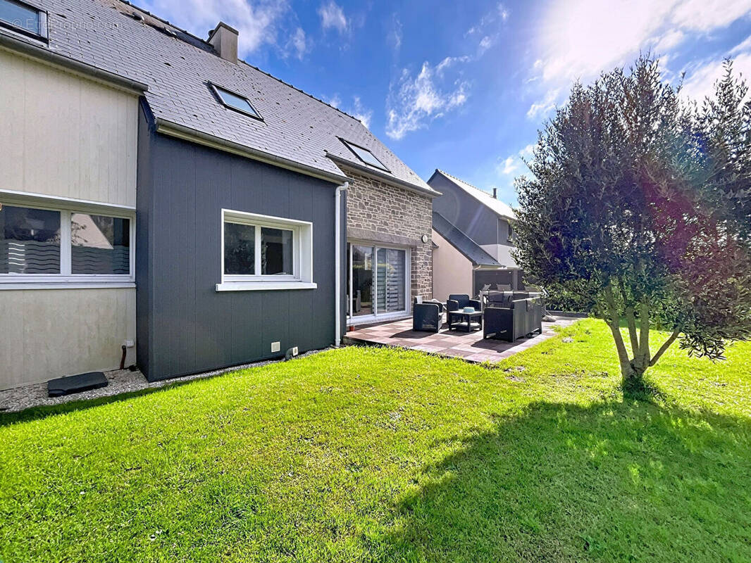 Maison à SAINT-MELOIR-DES-ONDES