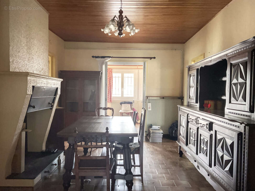 Maison à VILLENAVE-D&#039;ORNON