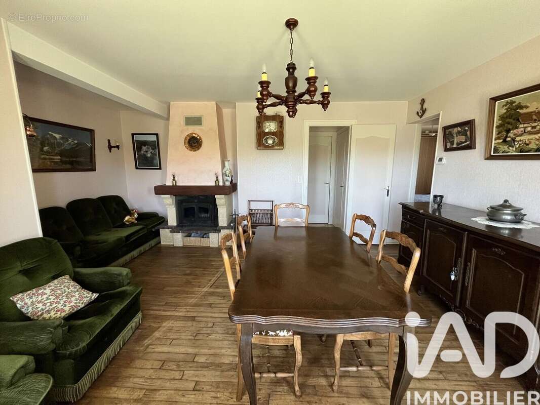 Photo 2 - Maison à ROUMAZIERES-LOUBERT