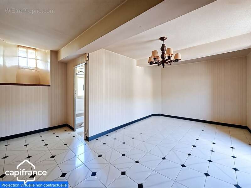 Maison à SAINTE-RADEGONDE