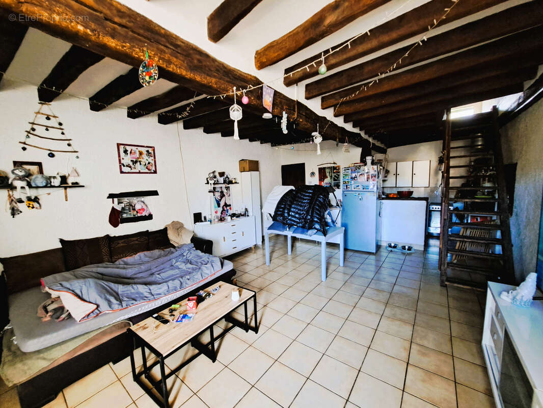 Appartement à VALLERY