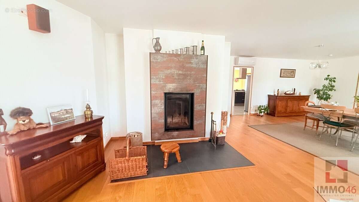 Maison 280 m² à Gramat  - photo 3