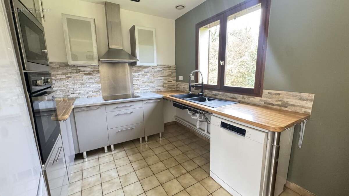 Maison à MONT-SAINT-AIGNAN