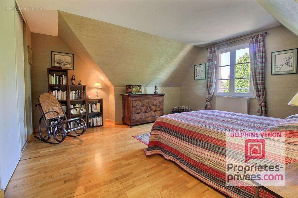 Propriété avec maison récente, plan d'eau et parc arboré de 6 619 m² à Sury Aux Bois - photo 12