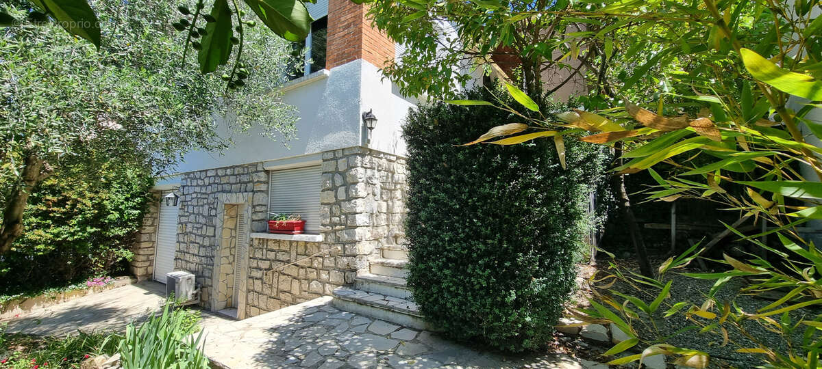 Maison à GANGES