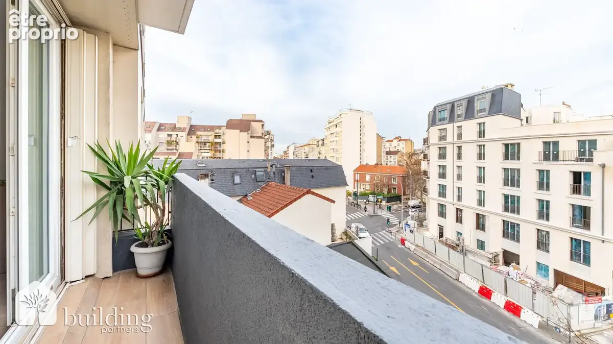 Courbevoie Kilford/Gare - Appartement 4 pièces de 81m² et 4 m² de balconnet - photo 13