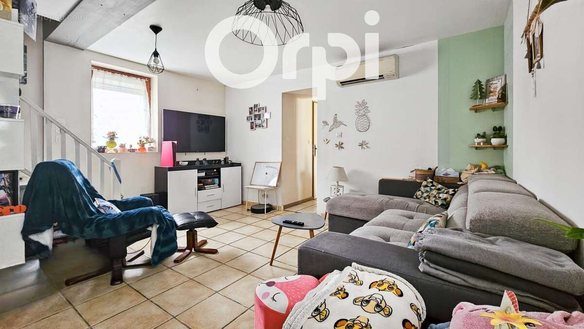 Maison à MOYENNEVILLE