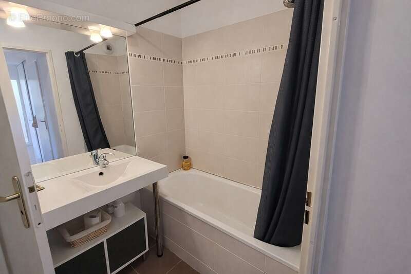 Appartement à SAINT-AVE