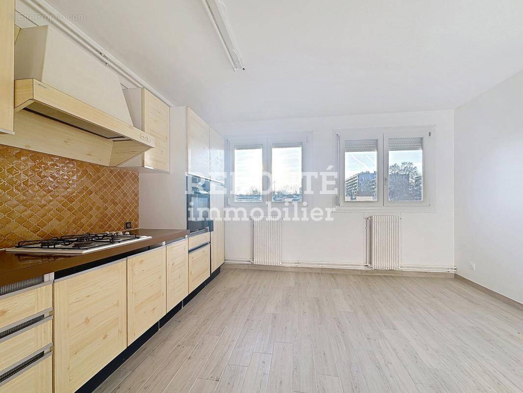 Appartement à REIMS