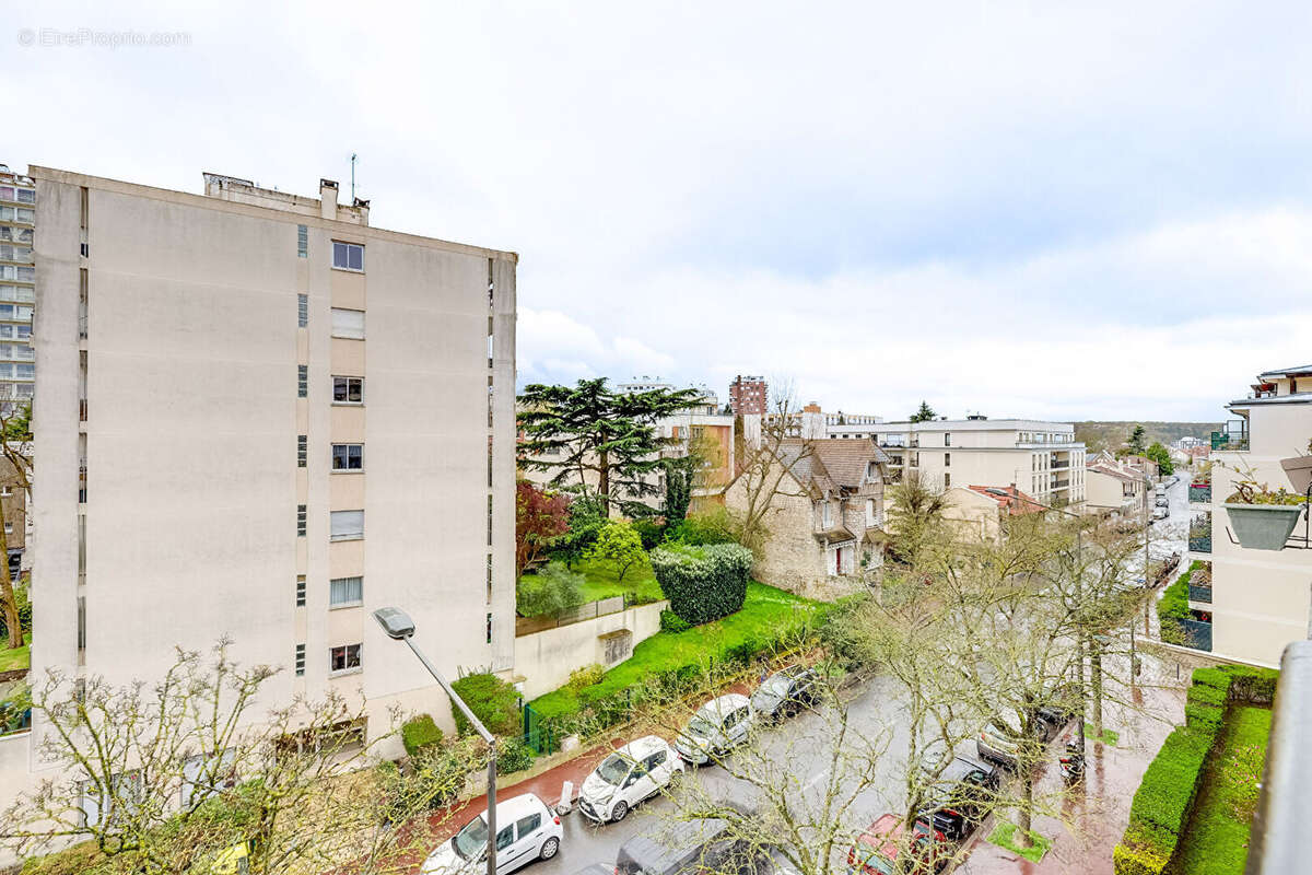 Appartement à CHATILLON