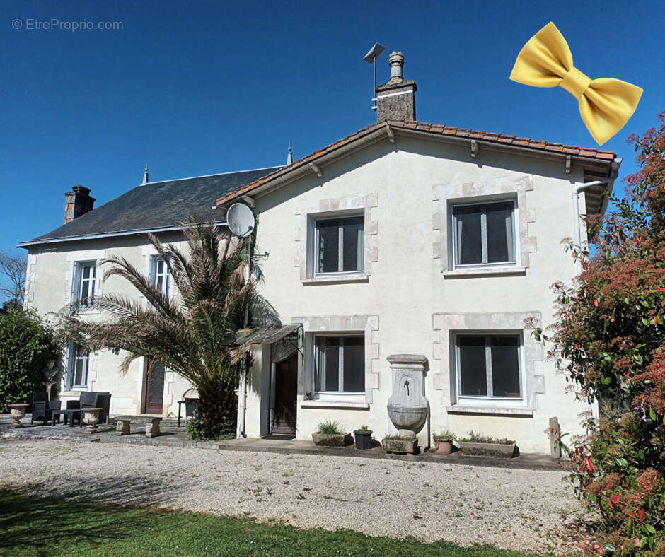 Maison à SAVIGNE