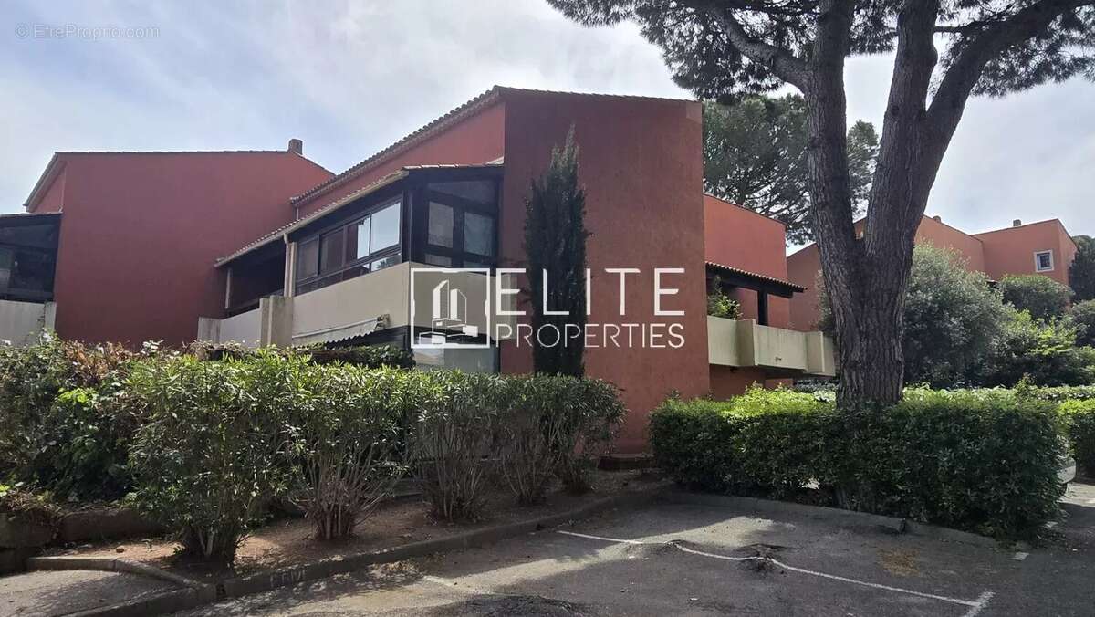 Appartement à FREJUS