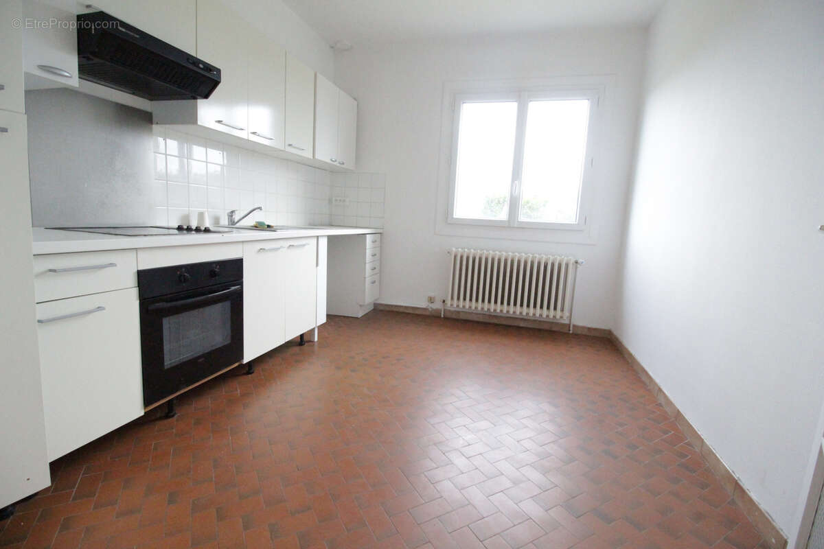 Appartement à MONNAIE
