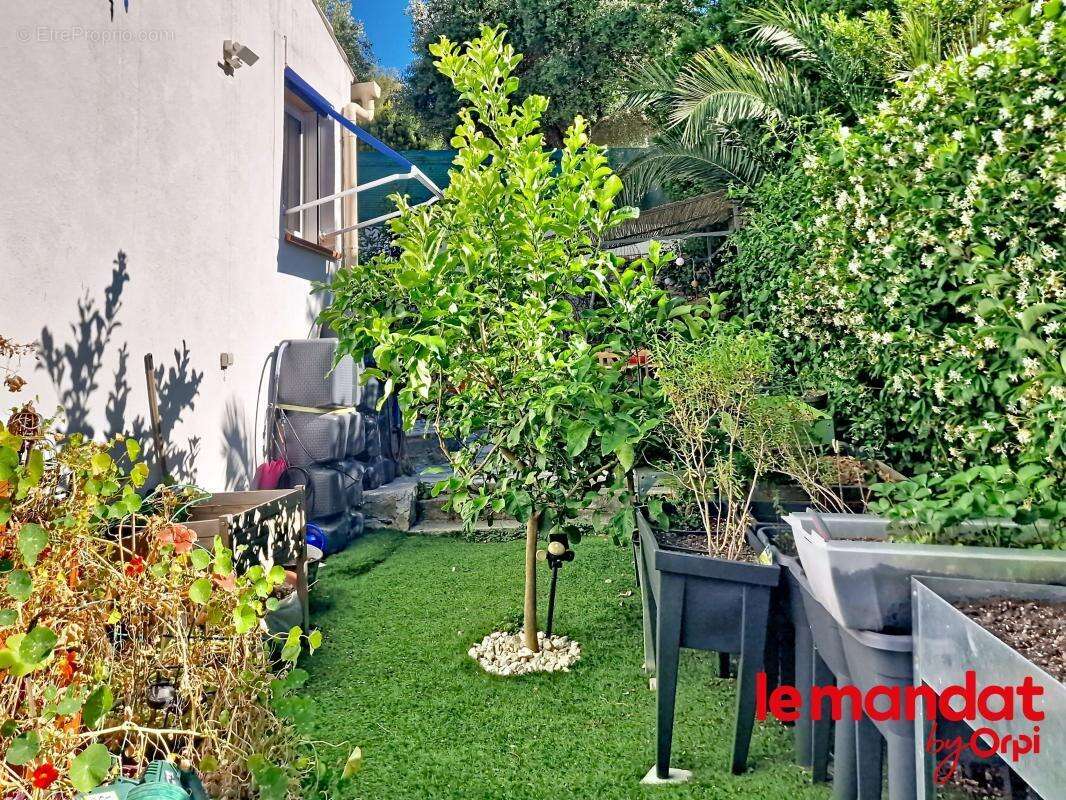 Maison de Type 4 pièces avec garage et jardin - photo 4