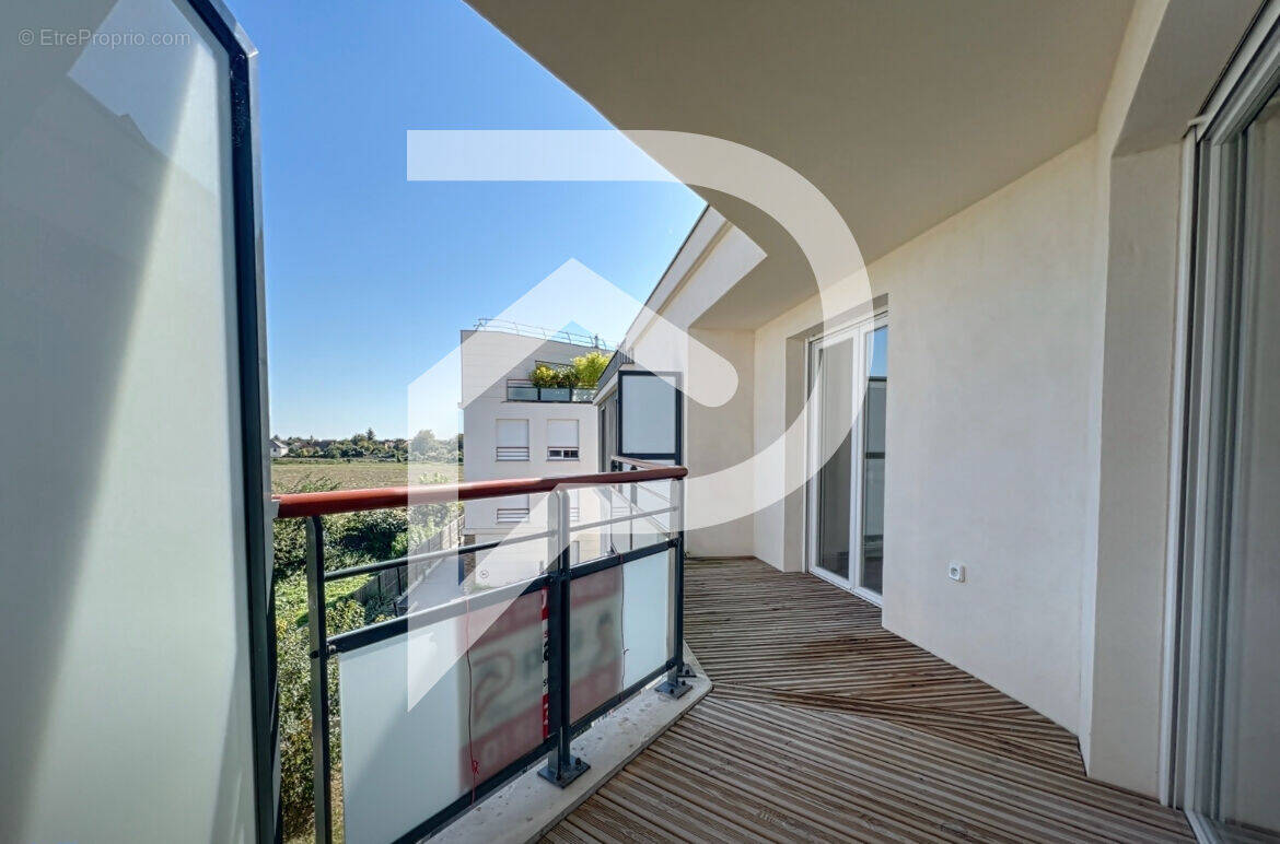 Appartement à CHENNEVIERES-SUR-MARNE