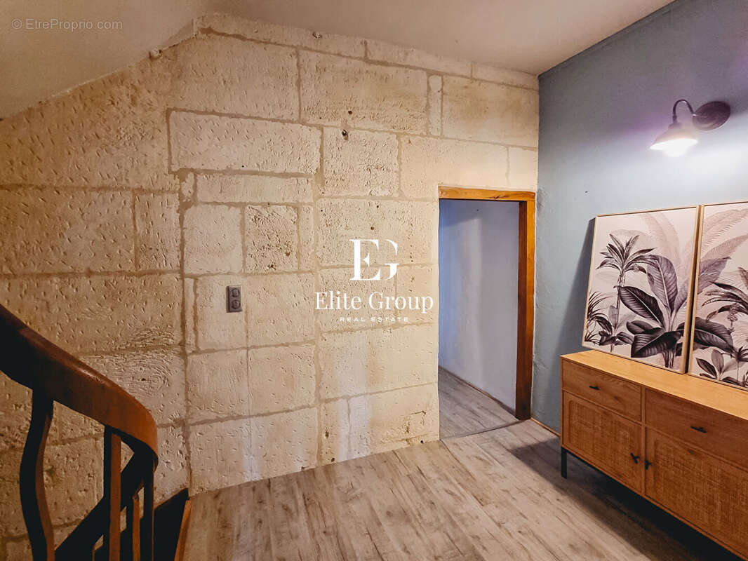 Maison à CHATEAUNEUF-SUR-CHARENTE