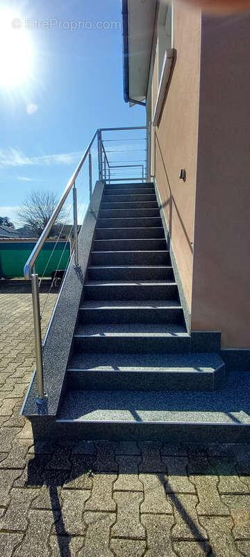 Maison à SAINT-ROMAIN-DE-JALIONAS