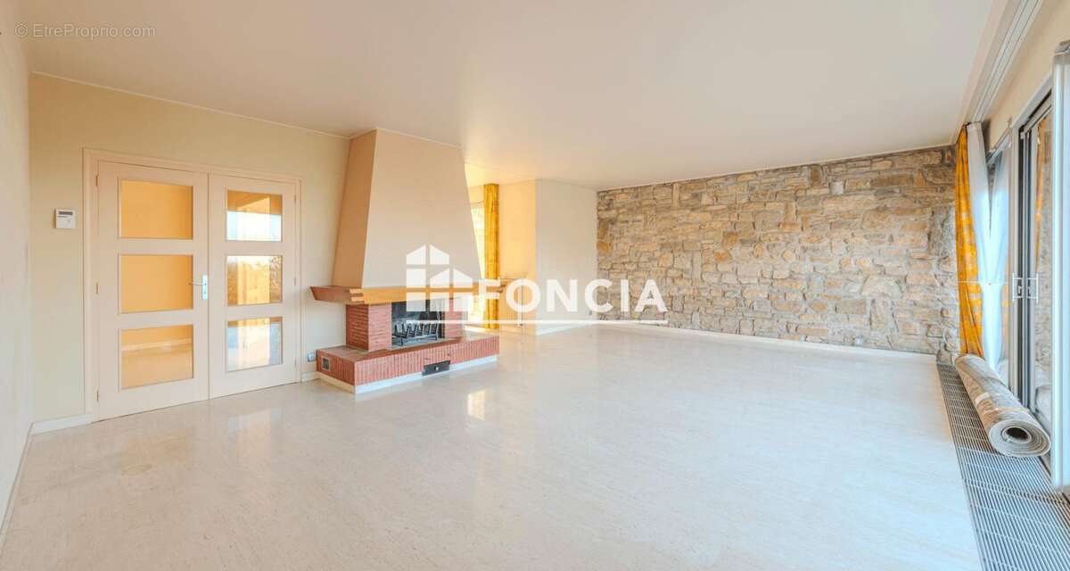 Maison à AMBERIEU-EN-BUGEY