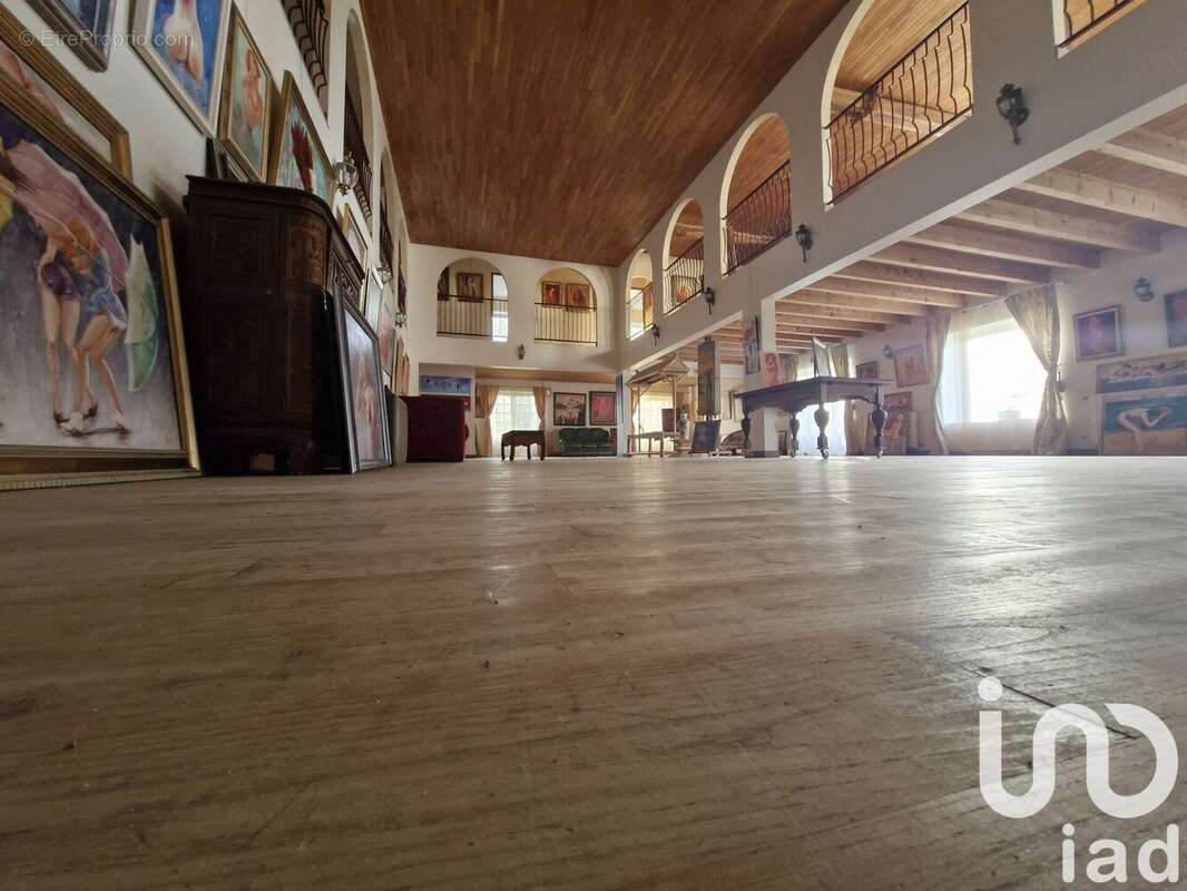 Photo 5 - Maison à CHASSENON