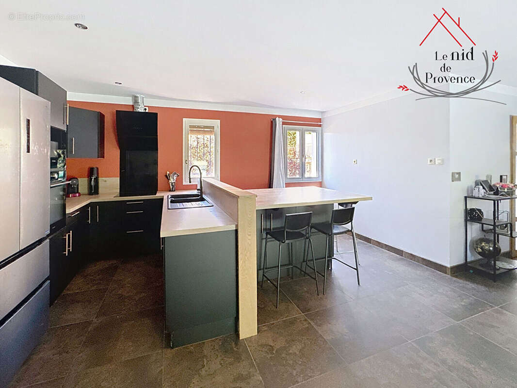Appartement à SAINT-MARTIN-D'ARDECHE