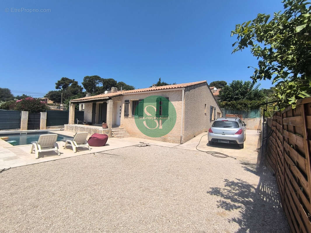 Seyne sud / maison plain pied-piscine-garage - photo 2