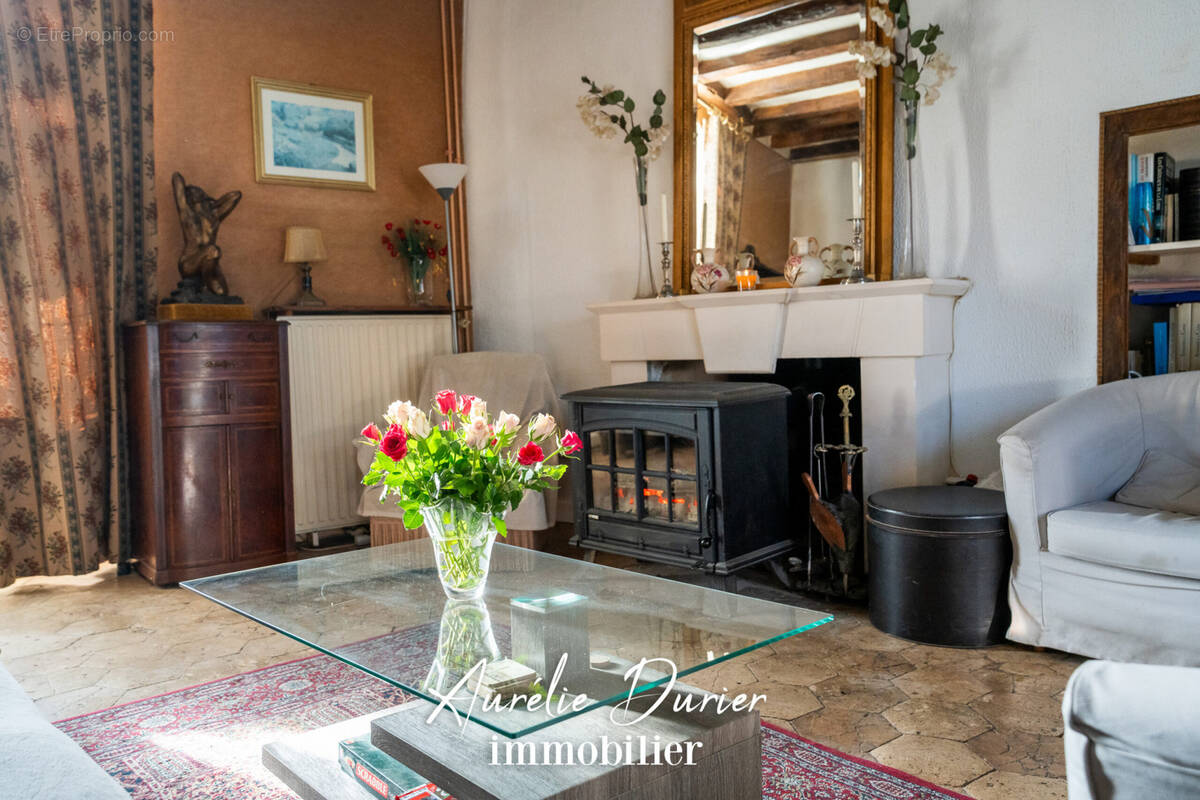 Maison à AZAY-SUR-CHER