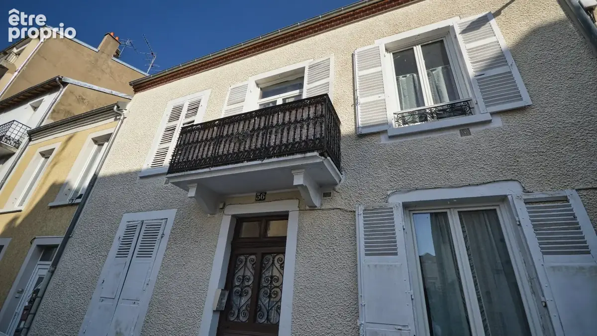 À VENDRE  VICHY - Ensemble immobilier proche centre-ville et gare - photo 2