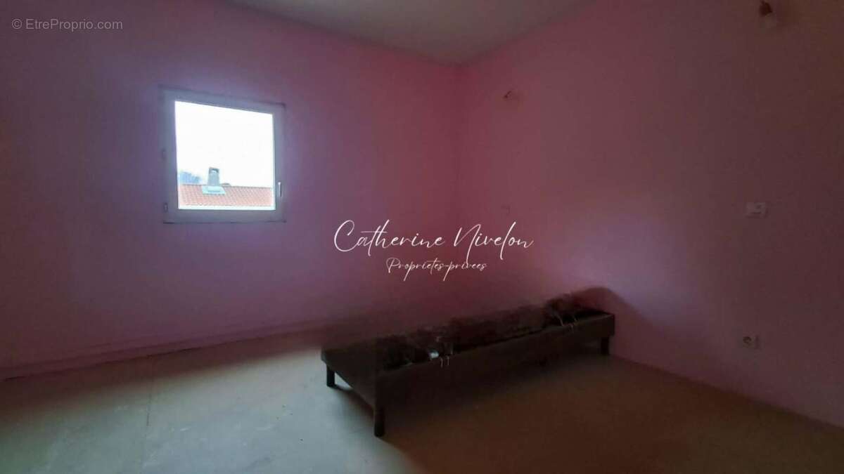 Maison à VILLENEUVE-LES-BEZIERS