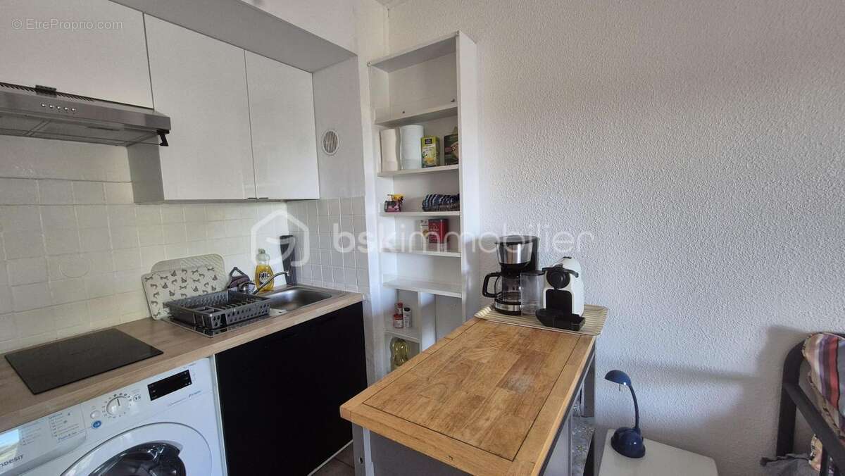 A vendre appartement studio de 19m² a canet en roussillon - cote port - terrasse - libre de toute occupation - photo 4