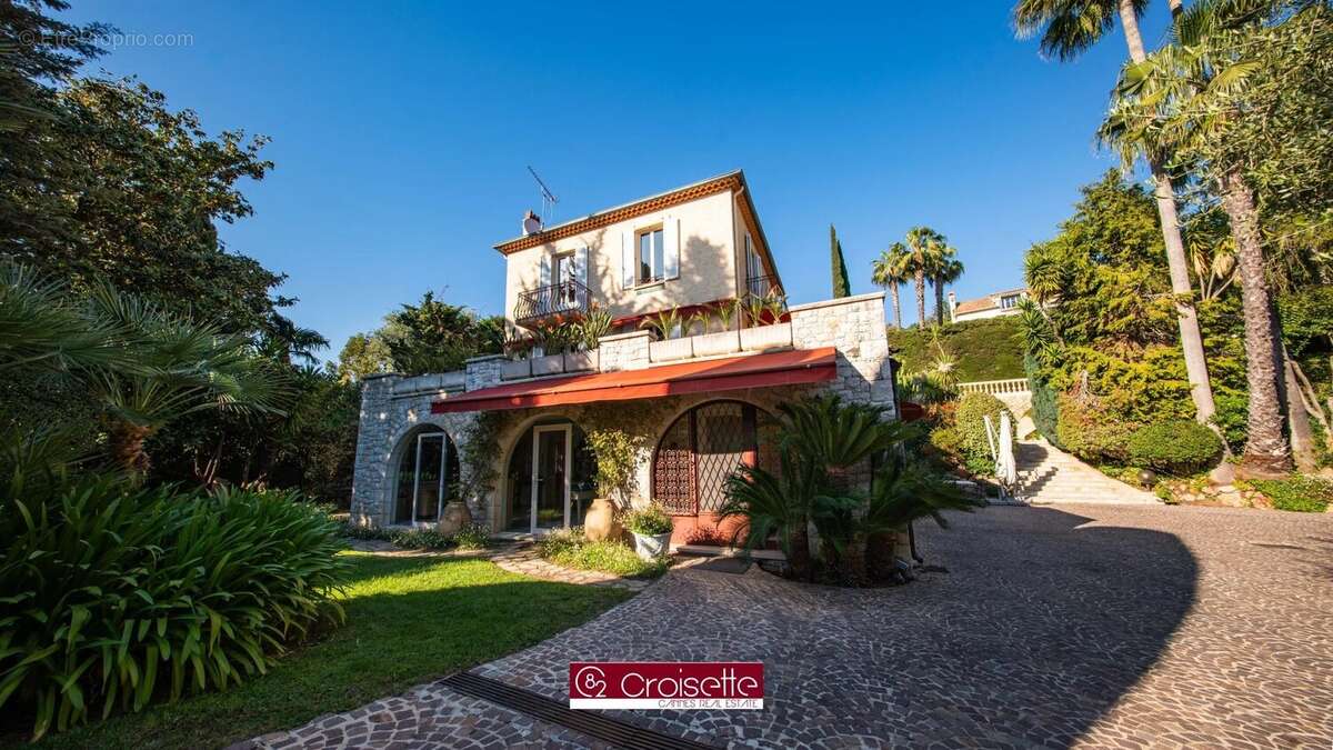 Maison à LE CANNET