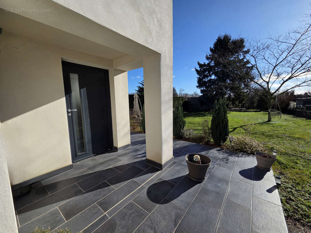 Maison à ROUSSILLON