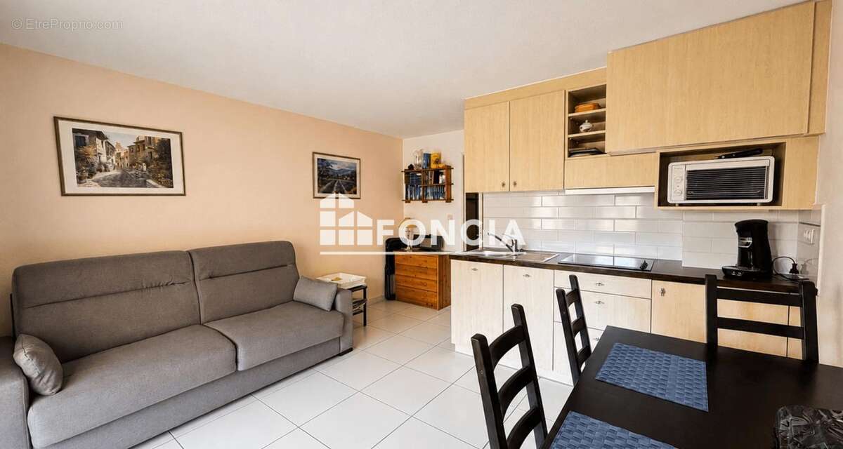 Appartement à LA CROIX-VALMER