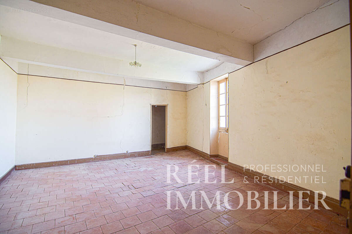 Maison à TOURRENQUETS